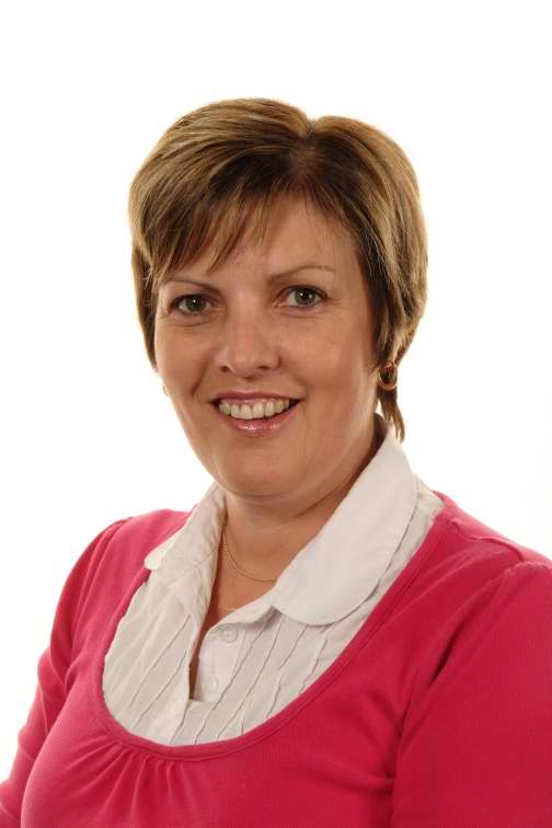 Mrs M Arnold